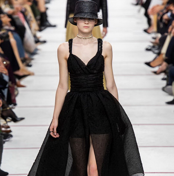 Dior осень-зима 2019 (83601-Dior-AW-2019-s.jpg)