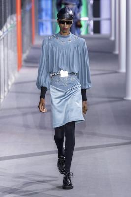 Louis Vuitton осень-зима 2019 (83626-Louis-Vuitton-AW-2019-14.jpg)