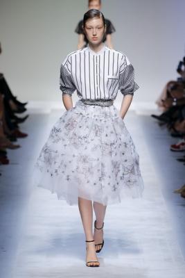 Ermanno Scervino весна-лето 2019 (84073-Ermanno-Scervino-SS-2019-03.jpg)