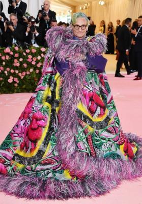 Met Gala 2019 (84205-Met-Gala-2019-08.jpg)