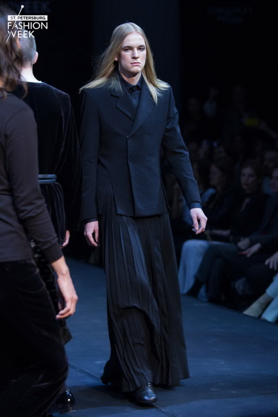  Tatyana Parfionova FW 2019/2020 (84236-Tatyana-Parfionova-FW-2019-06.jpg)