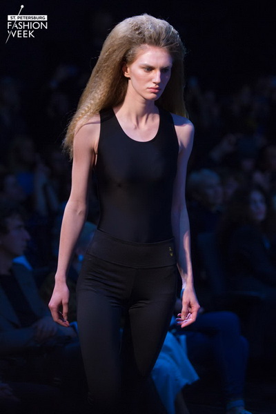  Tatyana Parfionova FW 2019/2020 (84236-Tatyana-Parfionova-FW-2019-07.jpg)