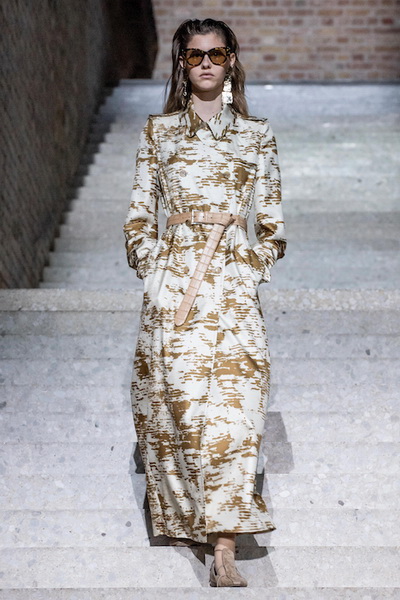 Max Mara Resort 2020 (84502-Max-Mara-Resort-2020-04.jpg)