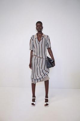 Bottega Veneta Resort 2020 (84580-Bottega-Veneta-Resort-2020-11.jpg)