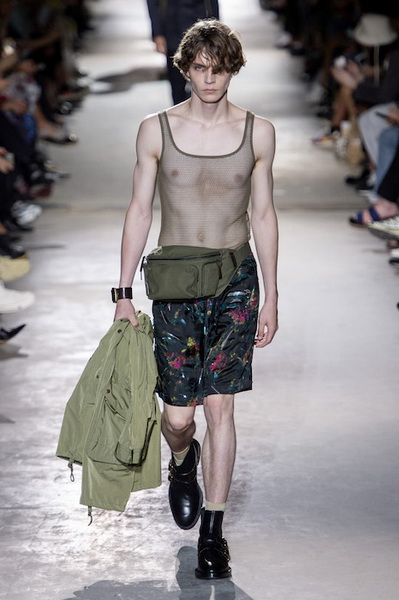 Dries van Noten Menswear весна-лето 2020 (84693-Dries-Van-Noten-Menswear-SS-2020-16.jpg)