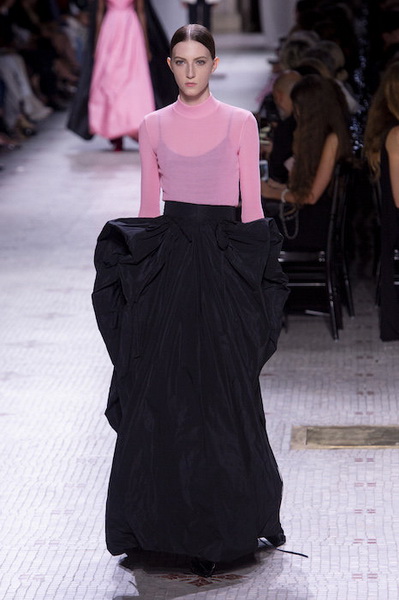 Givenchy Haute Сouture осень-зима 2019-2020  (84929-Givanchy-Couture-FW-2019-05.jpg)