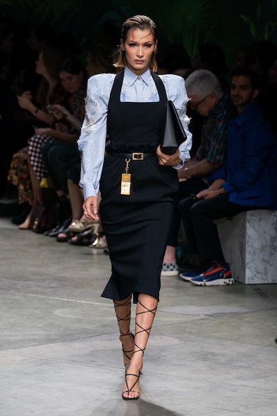 Versace весна-лето 2020 (85977-Versace-SS-2020-03.jpg)