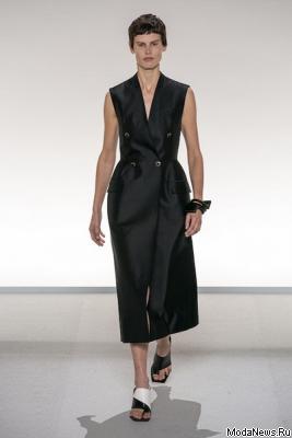 Givenchy весна-лето 2020 (86071-Givenchy-SS-2020-21.jpg)