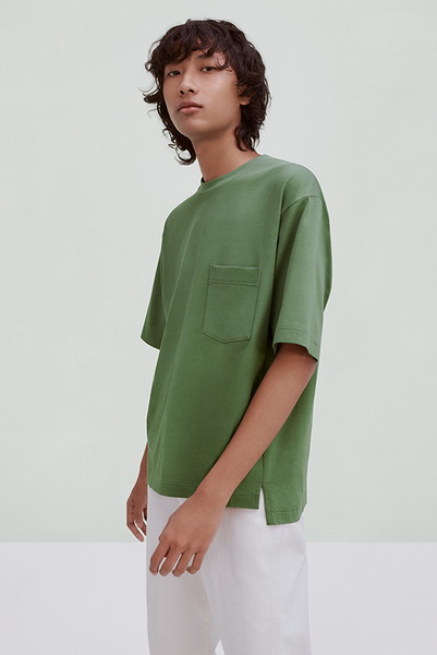 Uniqlo U весна-лето 2020 (86842-Uniqlo-SS-2020-07.jpg)