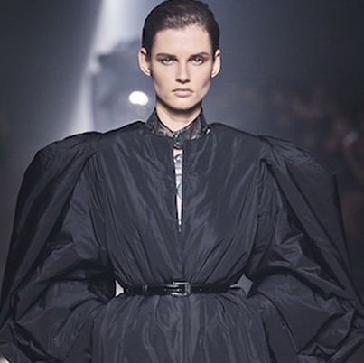 Givenchy осень-зима 2020 (87146-Givenchy-AW-2020-s.jpg)