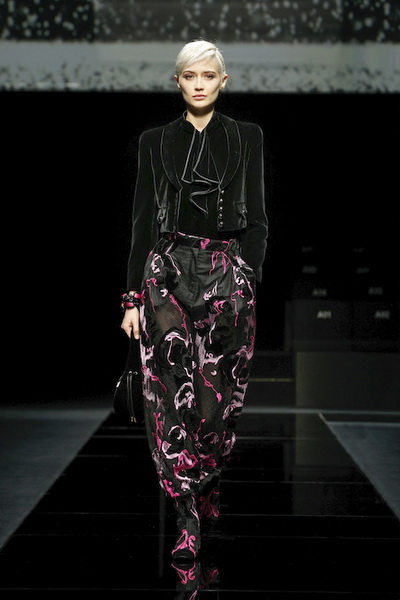 Giorgio Armani осень-зима 2020 (87186-Giorgio-Armani-AW-2020-03.jpg)