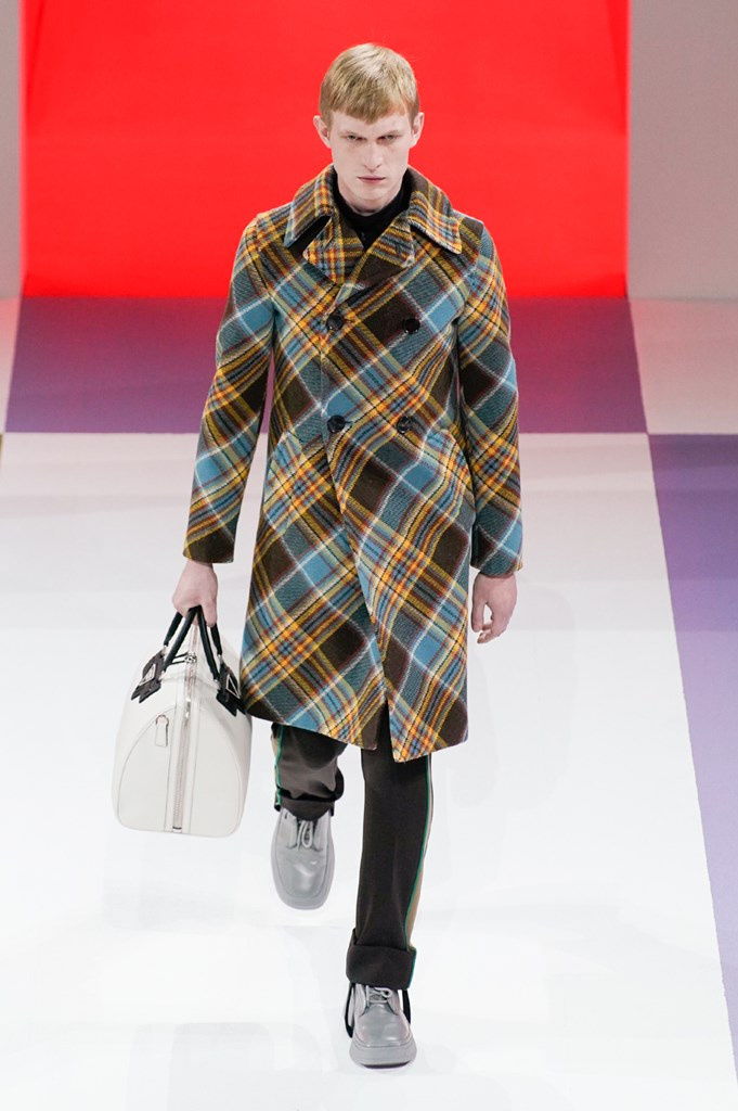 Milano Moda Uomo FW 2021 (осень-зима 2021) (87474-Milano-Moda-Uomo-FW-2021-08.jpg)