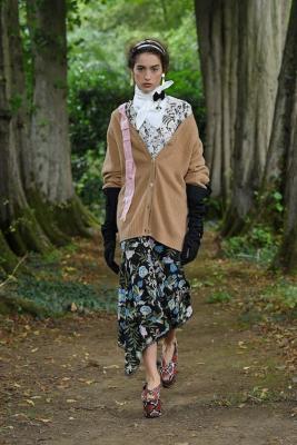 Erdem весна-лето 2021  (89665-Erdem-SS-2021-11.jpg)