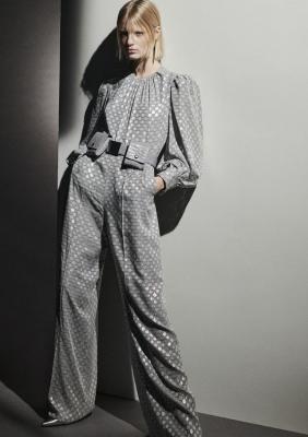 Max Mara Pre-Fall 2021  (90796-Max-Mara-Pre-Fall-2021-10.jpg)