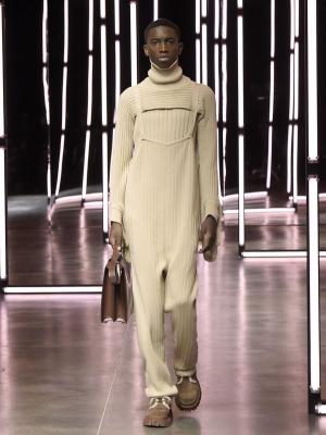 Fendi Menswear осень-зима 2021 (91062-Fendi-Menswear-FW-2021-05.jpg)