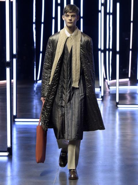 Fendi Menswear осень-зима 2021 (91062-Fendi-Menswear-FW-2021-b.jpg)