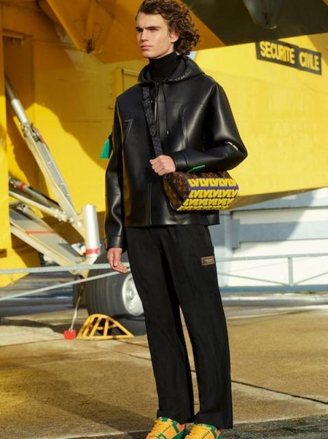 Louis Vuitton Menswear Pre-Fall 2021 (91130-Louis-Vuitton-Menswear-Pre-Fall-2021-11.jpg)