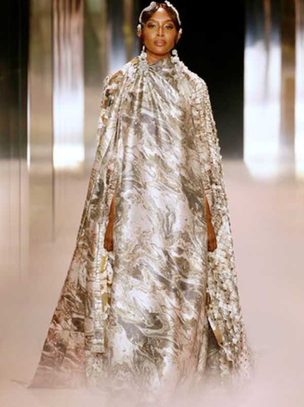 Fendi Couture весна-лето 2021 (91284-Fendi-Couture-SS-2021-03.jpg)