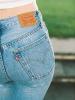 Levis представил новые женские джинсы и шорты (91354-Levis-Jenskaya-Kollekciya-Loose-Fit-b.jpg)