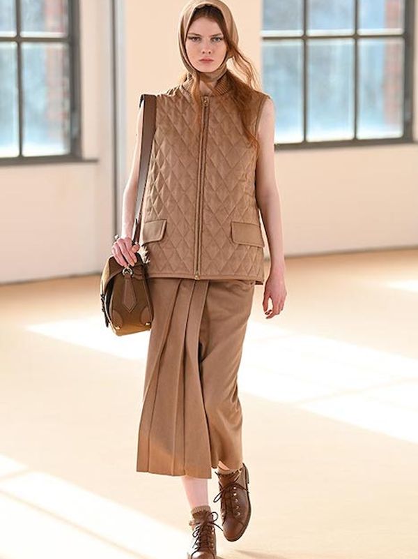 Max Mara осень-зима 2021 (91451-Max-Mara-FW-2021-03.jpg)