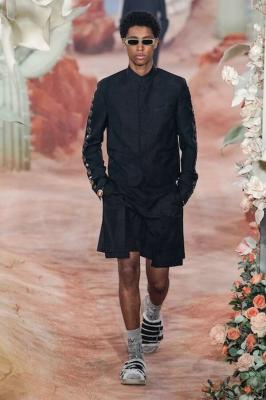 Dior Men весна-лето 2022 (92610-Dior-Men-SS-2022-05.jpg)