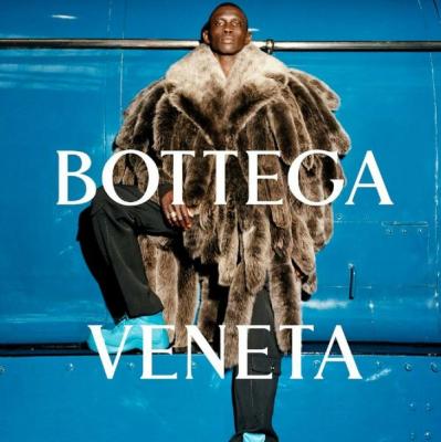 Bottega Veneta осень-зима 2021/22 (93410-bottega-veneta-fw-2021-s.jpg)