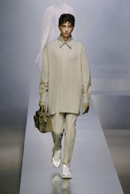 Fendi Menswear осень-зима 2022/2023 (94340-Fendi-Menswear-FW-2022-02.jpg)