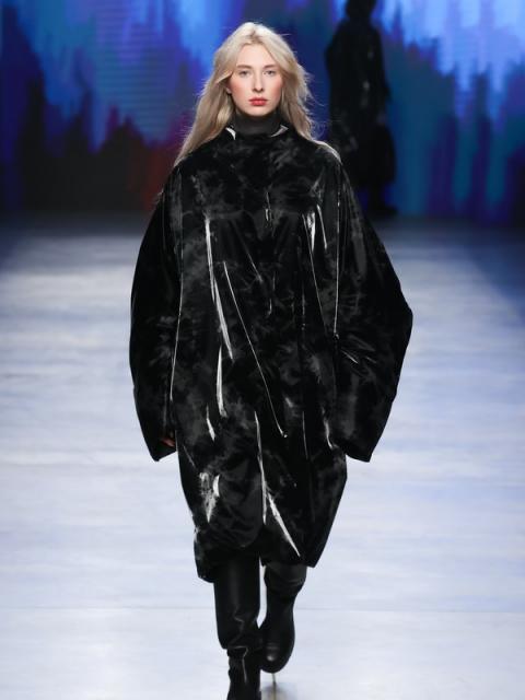 ABZAEVA на MBFW Russia (94869-Abzaeva-Na-MBFWR-2021-05.jpg)