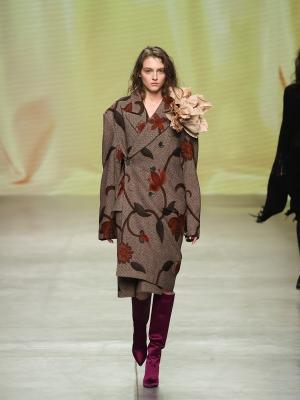 ROGOV на MBFW Russia (95105-Rovov-Na-MBFWR-12.jpg)