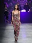 В рамках Недели моды Mercedes-Benz Fashion Week прошел коллективный показ M.I.R. 277 весна-лето 2022. Этот показ представил собой альянс сразу нескольких дизайнеров: Bebakids, Volskaya by Milena Volskaya, Futura creations и Natali Netski. Женственные и романтичные образы отражают индивидуальную философию брендов каждого дизайнера.