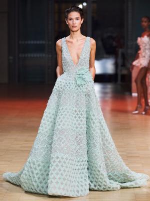 Elie Saab весна-лето 2022 (95561-Elie-Saab-SS-2022-11.jpg)