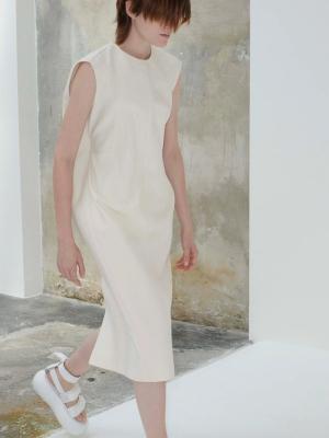 Sportmax представил капсульную коллекцию платьев Bloom (95642-Sportmax-Platya-Bloom-04.jpg)