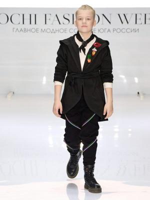 Ирина Шарлау на Sochi Fashion Week  (95834-Irina-Sharlau-SFW-05.jpg)