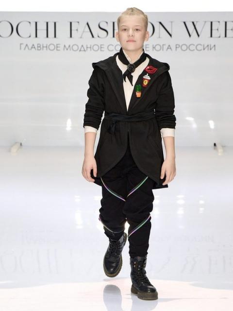 Ирина Шарлау на Sochi Fashion Week  (95834-Irina-Sharlau-SFW-05.jpg)