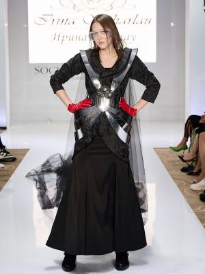 Ирина Шарлау на Sochi Fashion Week  (95834-Irina-Sharlau-SFW-b.jpg)