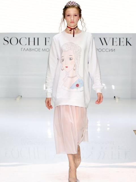 Lana Lee на Sochi Fashion Week (95857-Lana-Lee-SFW-02.jpg)