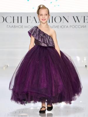 Julia Krylova на Sochi Fashion Week  (95886-Julia-Krilova-SFW-10.jpg)