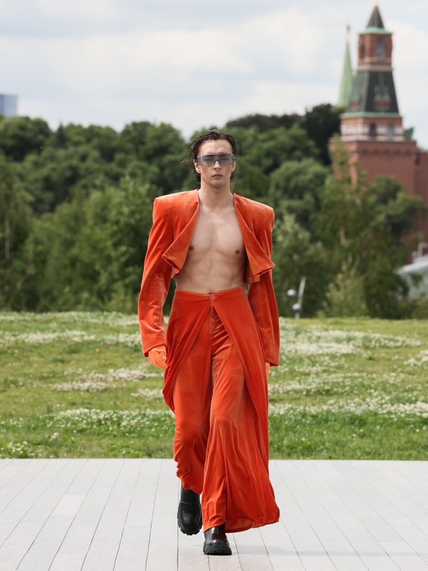 SERGEY SYSOEV Fashion School KOSYGIN UNIVERSITY на Московской неделе моды (96327-Sergey-Sisoev-MNM-2022-b.jpg) SERGEY SYSOEV Fashion School KOSYGIN UNIVERSITY на Московской неделе моды (96327-Sergey-Sisoev-MNM-2022-b.jpg)