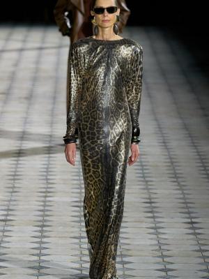 Saint Laurent SS-2023 (весна-лето 2023) (97108-Saint-Laurent-SS-2023-09.jpg)