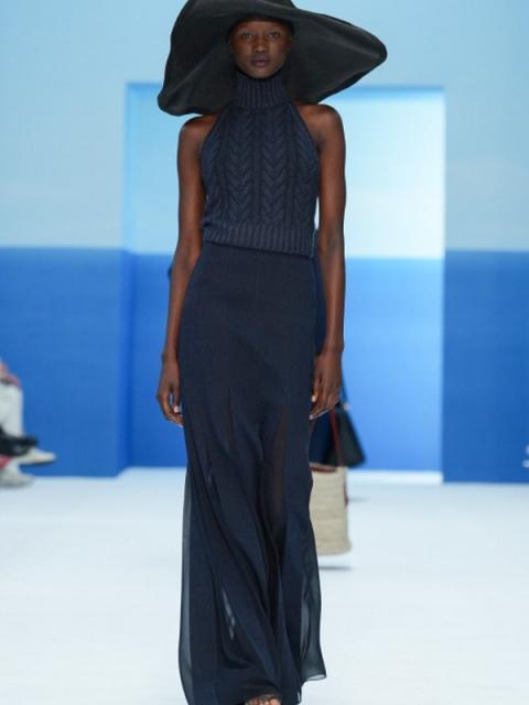 Max Mara SS-2023 (весна-лето 2023) (97444-Max-Mara-SS-2023-10.jpg)