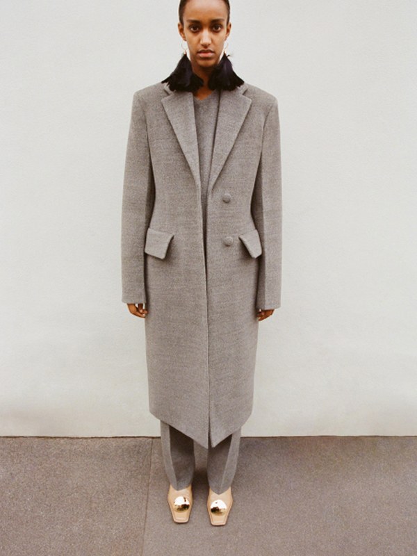 Jil Sander pre-fall 2023 (97644-Jil-Sander-Pre-Fall-2023-02.jpg)