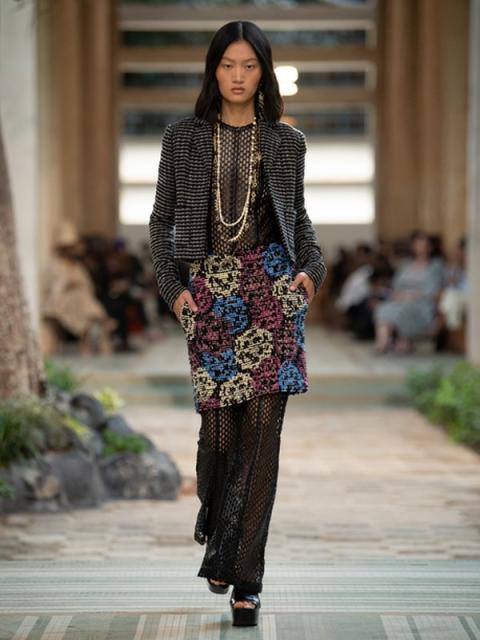 Chanel pre-fall 2023 (97669-Chanel-Pre-Fall-2023-12.jpg)