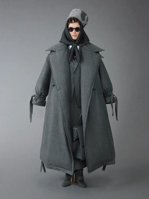 Thom Browne pre-fall 2023 (97779-Thome-Browne-Pre-Fall-2023-b.jpg)