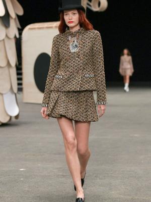 Chanel Couture весна-лето 2023 (97922-Chanel-SS-2023-02.jpg)
