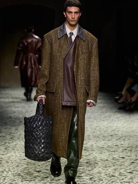 Bottega Veneta FW-2023 (осень-зима 2023) (98643-Bottega-Veneta-FW-2023-06.jpg)