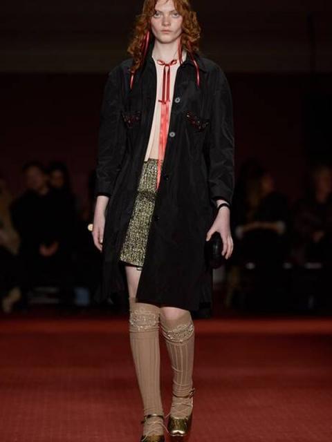 Simone Rocha FW-2023 (осень-зима 2023) (98676-Simone-Rocha-FW-2023-01.jpg)