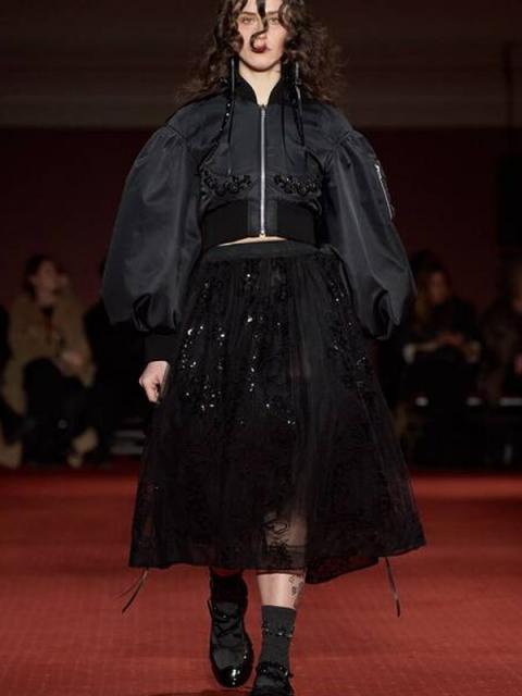 Simone Rocha FW-2023 (осень-зима 2023) (98676-Simone-Rocha-FW-2023-10.jpg)