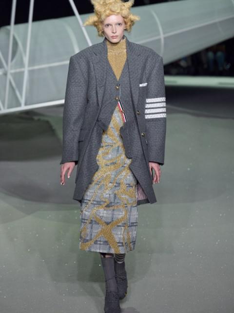 Thom Browne FW-2023 (осень-зима 2023) (98692-Thome-Browne-FW-2023-01.jpg)