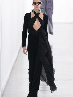 Giambattista Valli FW-2023/24 (осень-зима 2023/24)  (98844-Giambattista-Vali-FW-2023-01.jpg)