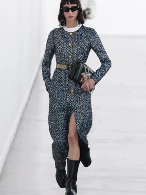 Giambattista Valli FW-2023/24 (осень-зима 2023/24)  (98844-Giambattista-Vali-FW-2023-09.jpg)